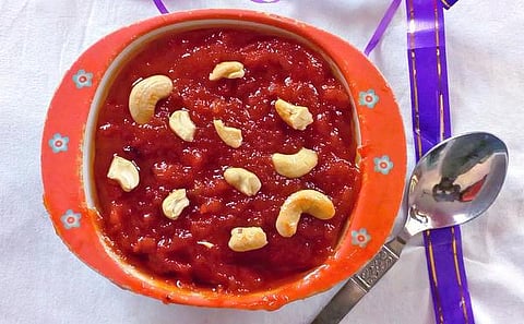 தலைவாழை: திருவையாறு அசோகா அல்வா