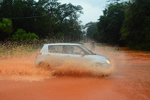 ஒளிரும் கண்கள் 12: இரண்டு புயல்களுக்கு இடையே...