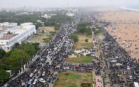 விடைபெறும் 2017: இணையத்தை வளைத்து தேடிய இந்தியர்கள்!