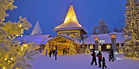 கட்டிடங்களின் கிறிஸ்துமஸ் கொண்டாட்டங்கள்