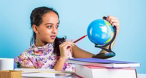 காலில் சக்கரம் கட்டியவர்கள்