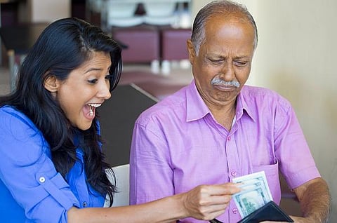 நலம் தரும் நான்கெழுத்து 19: சேகரிப்பா? குப்பையா?