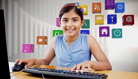 டிஜிட்டல் போதை 21: இன்னுமா ஸ்மார்ட் கிளாஸுக்கு மாறலை?