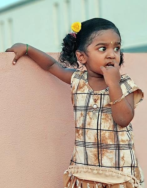 படம் நீங்க… வசனம் நாங்க…