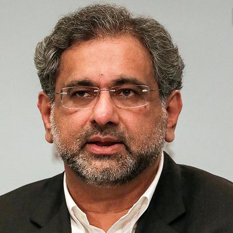 அமெரிக்கா விமான நிலையத்தில்  சோதனைக்குள்ளாக்கப்பட்ட பாக். பிரதமர்