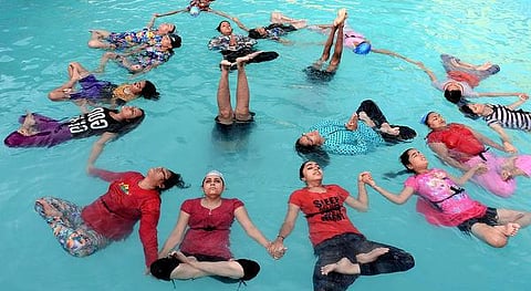 கொஞ்சம் மாத்தி யோசி!