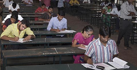 அகில இந்தியத் தேர்வுகளில் பின்தங்குகிறதா தமிழகம்?