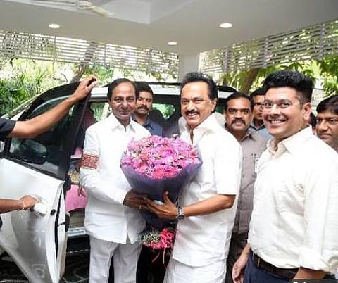 நாடாளுமன்றத் தேர்தல் சடுகுடு: ‘மூன்றாவது அணி மந்திரம்’ - என்ன செய்யப்போகிறது காங்கிரஸ்?