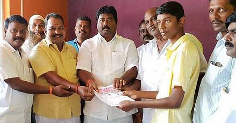 புதுச்சேரியில் எழுதினாலும் உதவி தொகை