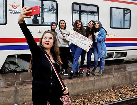 கோலாகலமான காதல் எக்ஸ்பிரஸ்!