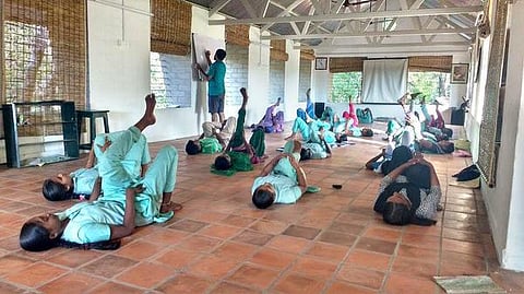 கிராமங்களை நாடும் யோக மருந்து