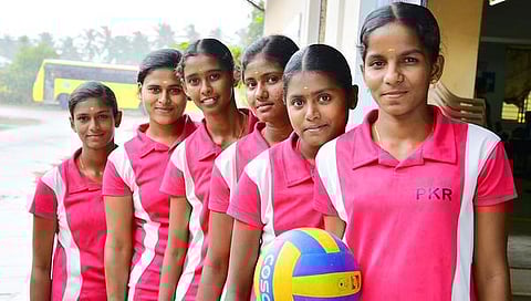 சேலத்திலிருந்து ஓங்கிய கை!