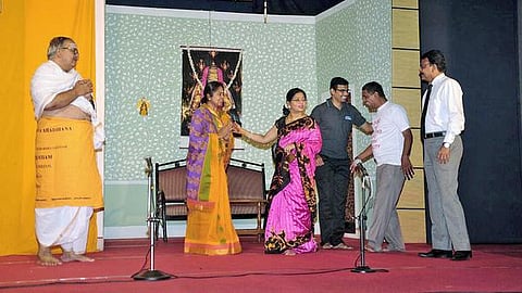 மேடையில் மருத்துவ உலகம்!