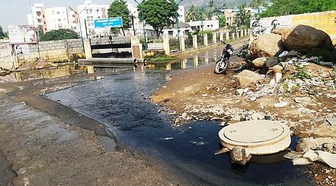 சிங்கப்பூரில் உள்ளதுபோல நாட்டிலே முதன்முறையாக﻿
﻿கோயம்பேடு, கொடுங்கையூரில் ரூ.631 கோடியில் அதிநவீன கழிவுநீர் சுத்திகரிப்பு நிலையங்கள்﻿-
﻿குடிநீராகவும் பயன்படுத்தும் அளவுக்கு தூய்மைப்படுத்தப்படும்