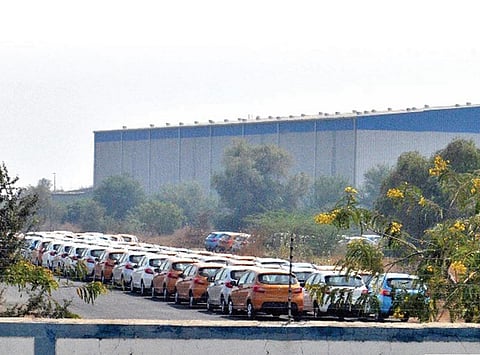 ‘நானோ’ ஆலையில் தயாராகிறது டியாகோ, டிகோர்