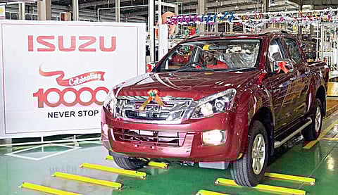 2 ஆண்டுகளில் 10 ஆயிரம் கார்: இஸுசு சாதனை