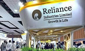 ரிலையன்ஸ் சந்தை மதிப்பு ரூ.8 லட்சம் கோடி 