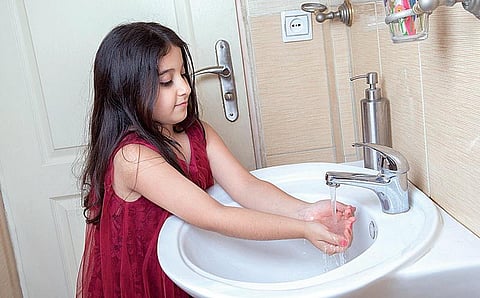 அழகிய கண்ணே: எல்லாமே பேசலாம்