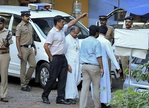 பாலியல் பலாத்கார புகாருக்கு ஆளான  பிஷப் பிராங்கோவிடம் போலீஸ் 2வது நாளாக விசாரணை