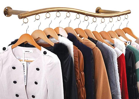 ஆடைகளை மாட்டி வைக்கலாம்!