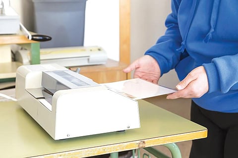 சொத்து ஆவணங்களை லாமினேசன் செய்கிறீர்களா?