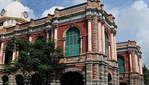 ‘நாக்’ கமிட்டி ஆய்வில் குறைந்த மதிப்பெண்கள் பெற்ற மாநிலக் கல்லூரி: காரணம் என்ன?