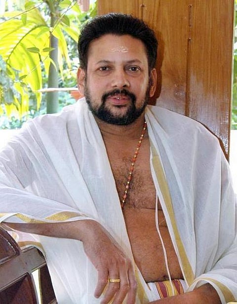 பாஜக தலைவருடன் ஆலோசனை: சபரிமலை தந்திரியிடம் விளக்கம் கோரியது தேவசம்போர்டு