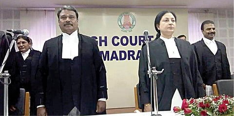 உயர் நீதிமன்ற நீதிபதி பி.புகழேந்தி பதவியேற்பு ﻿