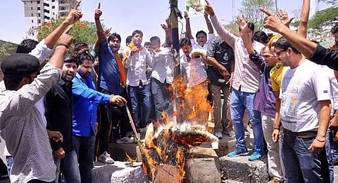 ராஜ்புத் வாக்கு வங்கி காங்கிரஸ் பக்கம் சாய்கிறது...ராஜஸ்தானில் தோல்வி பீதியில் ஆளும் பாஜக