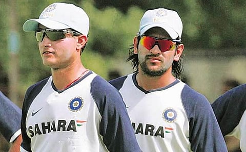 தோனி குறித்து கேள்வி: அதிபர் முஷாரப்பை கலாய்த்த கங்குலி