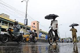 வங்கக் கடலில் காற்றழுத்த தாழ்வுநிலை﻿: ﻿நெல்லை, கன்னியாகுமரி, தூத்துக்குடி மாவட்டங்களில் கனமழைக்கு வாய்ப்பு﻿; சென்னை வானிலை ஆய்வு மையம் அறிவிப்பு