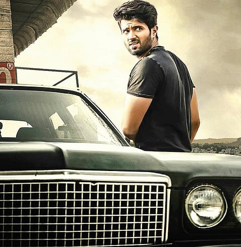 திரைப்பார்வை: ஒரு ‘பேய்டு டாக்ஸி!