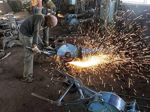 2-வது காலாண்டில் நாட்டின் பொருளாதார வளர்ச்சி 7.1 சதவீதமாகக் குறைந்தது