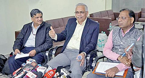 காவிரி மேலாண்மை ஆணையக் கூட்டத்தில்﻿ ﻿மேகேதாட்டு திட்டத்துக்கு தமிழகம் கடும் எதிர்ப்பு﻿: ﻿மத்திய அரசு வழங்கிய அனுமதியை திரும்பப் பெற வலியுறுத்தல்﻿