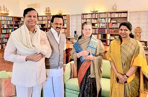 சோனியா காந்தி - ஸ்டாலின் சந்திப்பு: மேகேதாட்டு விவகாரம் குறித்து ஆலோசனை