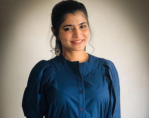 பாலியல் வன்கொடுமைகள் பற்றி வெளியில் பேசுங்கள்; பேசினால்தான் தீர்வு வரும்: சின்மயி