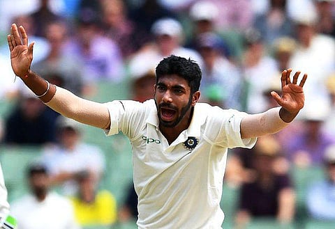 புஜாரா சொல்லியது பலித்தது: விக்கெட்டுகளை இழந்து ஆஸி. போராட்டம்: பும்ரா அபாரம்