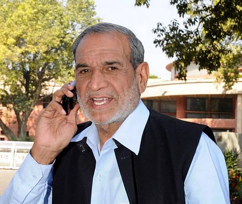 ஆயுள் தண்டனை விதிக்கப்பட்ட﻿ காங்கிரஸ் முன்னாள் மூத்த தலைவர் சஜ்ஜன் குமார் சரணடைய முடிவு﻿