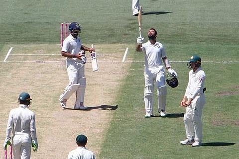 ஆஸி. அணி என்ற சவப்பெட்டிக்கு ஆணியறைந்தார் புஜாரா: இயன் சாப்பல் புகழாரம்