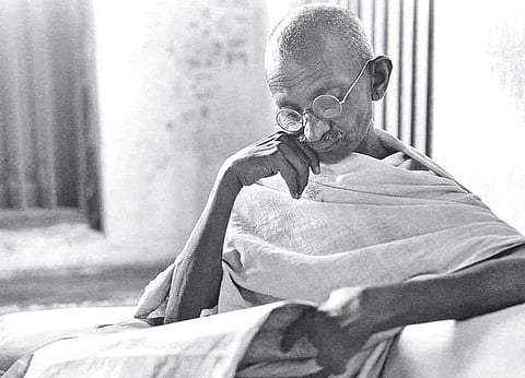 காந்தி 150: எழுத்தாளர் காந்தி