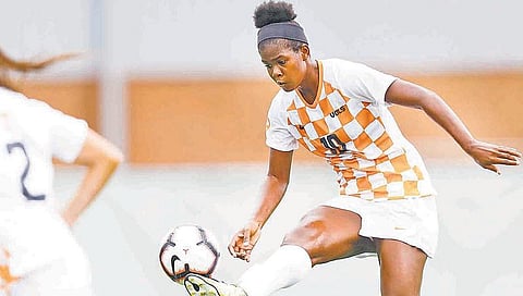 கால்பந்து ராணியின் விஸ்வரூபம்!