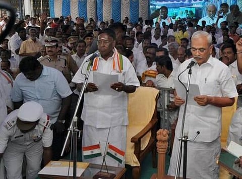 புதுச்சேரி மக்களவைத் தேர்தலில் போட்டியிடுவதை உறுதிப்படுத்தியது காங்கிரஸ்: சபாநாயகர் போட்டியிட வாய்ப்பு?