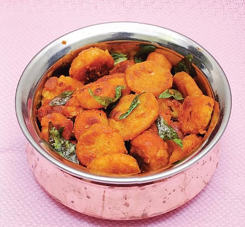 பழைய காய், புது உணவு: சேப்பங்கிழங்கு வறுவல்