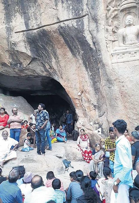 வானகமே இளவெயிலே மரச்செறிவே 22: பாறைக்குடில்களும் பசுமை நடைகளும்