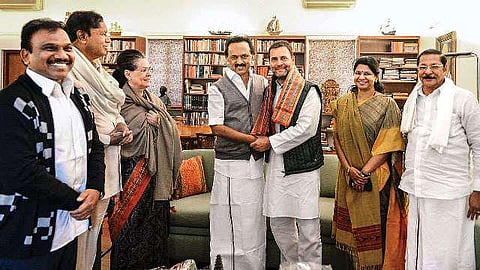 பாமகவுக்கு இடமில்லை; திமுக-காங்கிரஸ் இடையே தொகுதி முடிவு செய்வதில் இழுபறி