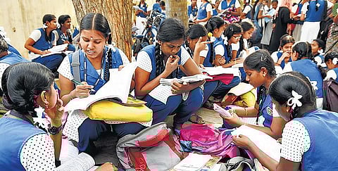 தேர்வுக்குத் தயாரா? - கைகொடுக்கும் ஒரு மதிப்பெண்கள் (பத்தாம் வகுப்பு – சமூக அறிவியல்)