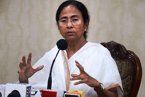 பிரதமர் மோடிக்கு புல்வாமா தாக்குதல் குறித்து முன்கூட்டியே தெரிந்திருக்கும்: மம்தா பானர்ஜி பகீர் குற்றச்சாட்டு