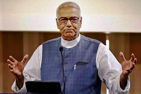 மோடியின் ஆட்சியில் நீதித்துறை, சிபிஐ, ஆர்பிஐ அழிக்கப்படுகின்றன. யஷ்வந்த் சின்ஹா தாக்கு