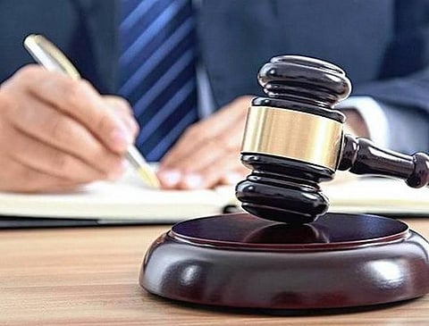 மதுரை சித்திரைத் திருவிழா, பெரிய வியாழனை முன்னிட்டு ﻿﻿தேர்தலை தள்ளிவைக்க கோரிய மனுக்கள் தள்ளுபடி