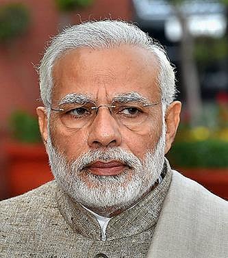 டிக்கெட்களில் பிரதமர் மோடி படம்; ரயில்வே, விமான அமைச்சகத்துக்கு மத்திய தேர்தல் ஆணையம் நோட்டீஸ்